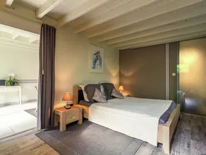 Cosy Holiday Home Near Centre - Image 4