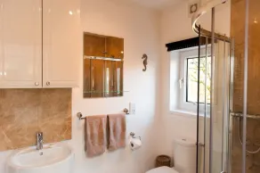 An Cala Beag Self Catering apartment on The Waternish Peninsula   - Image 2