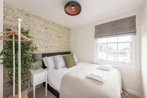 Beautiful 3-bed house in Bath with free parking - Image 5