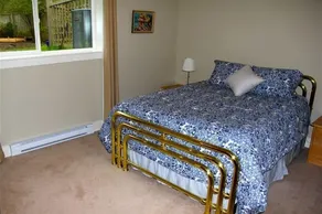Walk-on Sandy Beach with Outstanding Ocean View,  Qualicum Bay - Image 5