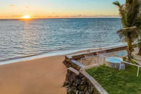 Only Estate w/PrivateBeach|3Spas|THTR|JurassicPark|#1 Rental in Hawaii|3 beachfront Jacuzzis|90-inch Theater Room - Image 4