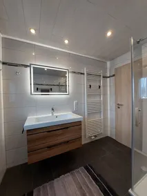Renovierte moderne Ferienwohnung, gemütlich und ruhig gelegen - Image 2