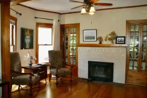 Historic Home with Outdoor Hot Tub Near Downtown in Public Transportation Hub - Image 5