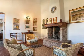 Casa Katia M: A pleasant and spacious two-story apartment in the characteristic style of the Tuscan countryside, with Free WI-FI. - Image 2