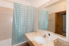 Quinta da Torre T2, excellent space for comfort and refinement - Image 2