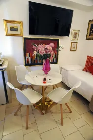 B&B GianLuis - Image 3