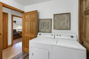 Bright Mountain Stay - Image 2