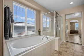 Aurora Manor with Breathtaking Views - Image 3