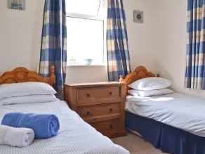 3 Schlafzimmer Unterkunft in Pentraeth, Anglesey - Image 5