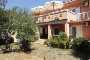 Room with Private Bathroom and Free WiFi - Image 3