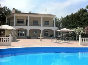 Villa med 7 soveværelser med privat pool og private tennisbaner - Image 5