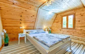 Amazing Home in Poljanica Bistranska With 2 Bedrooms, Wifi and Jacuzzi - Image 4