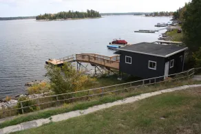 2 bedroom Guest Suite on the water - Image 2