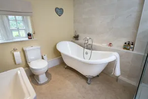 Gorgeous cosy dog friendly Nidderdale  cottage built 1780  short walk to shops - Image 4