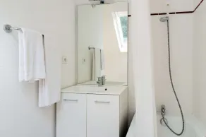 Bon Rapport Qualité-Prix! Accès Piscine + Sauna ! - Image 3