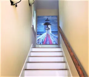 Luxurious Island Escape: Spacious, Ideally Located Near Surfside Beaches & Town - Image 2