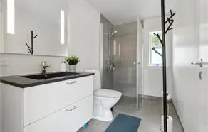 1 Bedroom Amazing Apartment In Rønne - Image 2