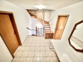 Modernized half-timbered house for 12 guests - Image 2