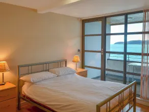 4 bedroom accommodation in Red Wharf Bay, Anglesey - Image 5