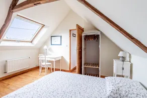 Holiday Home 'Ville Daniel' with Private Terrace, Private Garden and Wi-Fi - Image 5