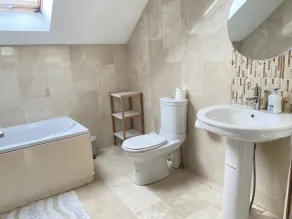 Very spacious, comfortable house sleeps 10 Tullow South East Ireland - Image 4