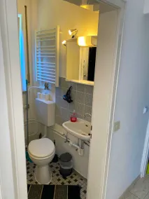 Ferienzimmer Fischach mit Kochgelegenheit, Dusche und Terrasse - Image 2