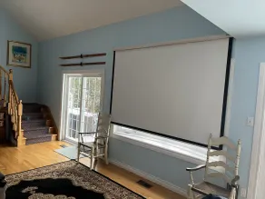 Cozy Renovated 4 Bedroom Waterfront Cottage with Hottub and Firepit - Image 2