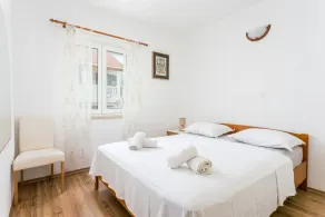 Apartment Postira 2948b - Image 3