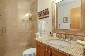Modern Vail Retreat, Free Shuttle, Fireplace & Mountain Views | SF201 - Image 4