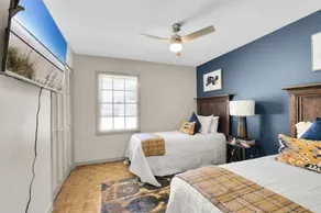 Stylish & Cozy Midtown Home away from Home - Image 5