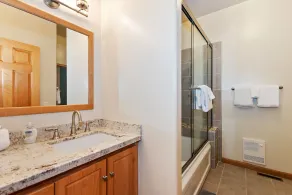 Evergreen Retreat by Destination Big Bear: Close to Snow Summit! Pool Table! Fenced Yard! Spa! Single Story! - Image 4