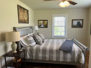 Sycamore, Cozy get a way! Newly renovated on a private, stream-side lot. - Image 5