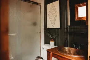 Loon Lodge - Hot Tub/Sauna/Real Wood Fireplace - Image 3
