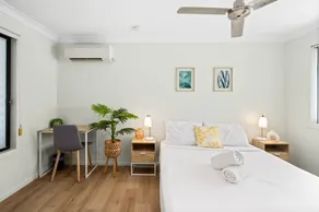 Newly Renovated! 1 Bdr Apt w/ AC! Parking! 5144D1 - Image 3