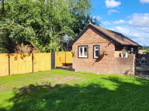 Rural Cottage| Stunning Views| with Free Parking| Quiet - Image 5