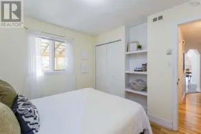Cozy & Spacious 2BR home in a quiet neighborhood near shopping center - Image 4