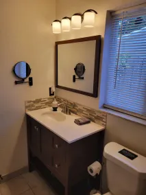 SunnySide Getaway <15mins from beach/Dtown/airport - Image 5