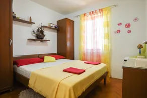 Apartments by the sea Splitska, Brac - 11300 - Image 3