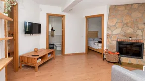 Apartment with amazing views to San Juan Lake - Image 5