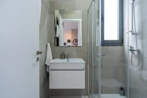 Ivory 1-BR Apt. & Balcony in Aradipou - Image 2