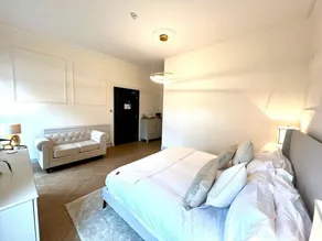 9 Bedroom all Ensuite- Exclusive Use - Image 5