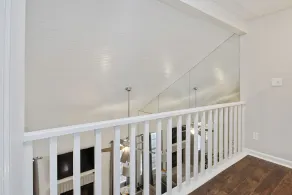 Cozy Clean Updated Townhome, Central located! - Image 3