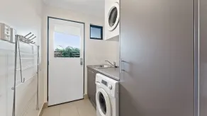 Khione 1 - 3BR Modern Townhouse l Mountain Views l WiFi l BBQ l Smart TV - Image 3