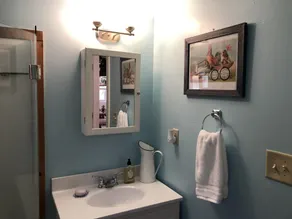 Charming Country Cottage close to redwoods, Coast, and other Attractions - Image 3