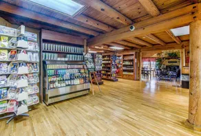 \"Fox Trail\" Luxury cabin at Branson Woods Resort - Image 3