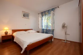 House LaNa - Image 4