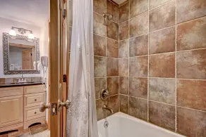 Ski-in/ski-out Studio W/snowy Alpine Views - Walk To Main St Studio Bedroom Condo by RedAwning - Image 5