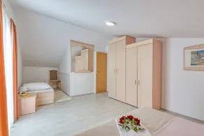 Complexo de apartamentos Slavica / Apartment Slavica II with Terrace - Image 4