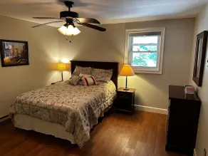 Cozy, 4 bedroom, 2 1/2 bath, Hot tub/Swim spa, 10 minutes to Hershey attractions - Image 5