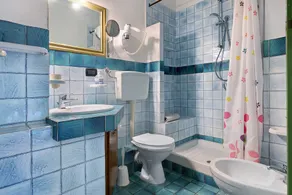 Holiday home 'Case Saponara' with sea view, terrace and Wi-Fi - Image 5